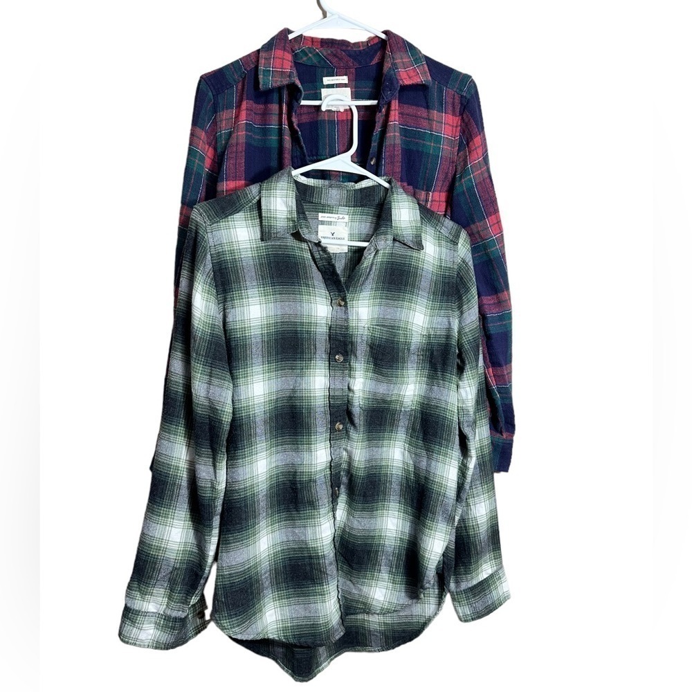 American Eagle Amazingly Soft Boyfriend Fit Button Down Flannels Small Bundle